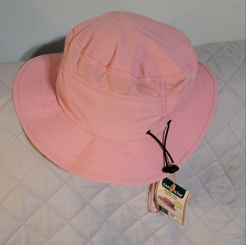 Gardenline Pink Nylon Bucket Hat